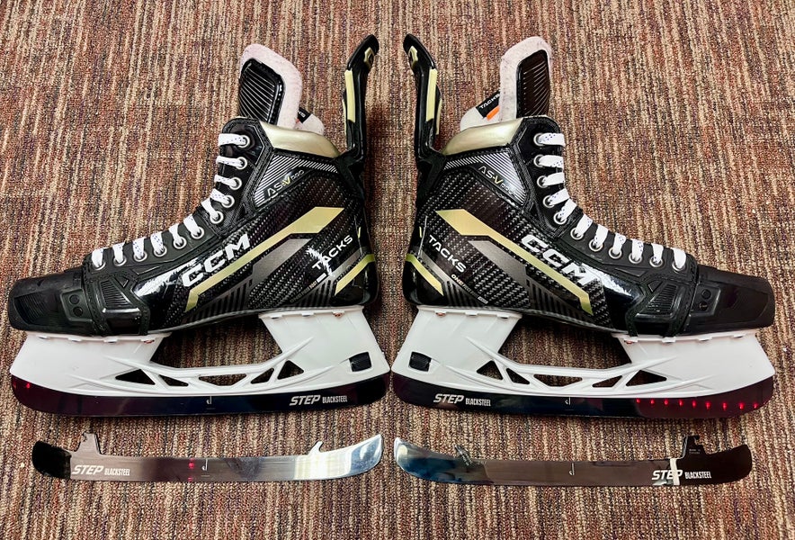 CCM AS-V Pro Hockey Skates 10.5 D used with extra stepsteel black