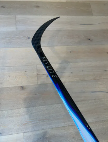 NEW Senior Bauer Vapor Flylite Left Hand Hockey Stick P92 55 Flex (New)