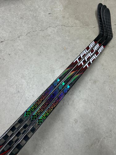 3 PACK P28 85 Flex Senior True Hzrdus 9x4 Left Hand Hockey Stick Pro Stock (New)