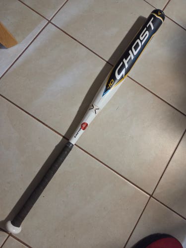 2022 Easton Ghost Composite Bat (-10) 23 oz 33" (Used)