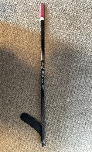 Broken Senior CCM Ribcor Trigger 10 Pro Chrome Right Handed Hockey Stick P29+1/4 85 Flex