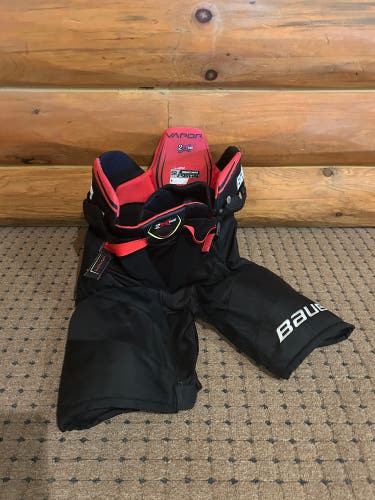 Men's Senior Medium Bauer Vapor 2X Pro Hockey Pants (Used)