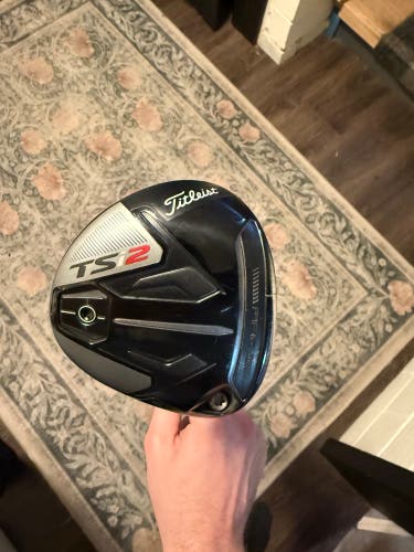 Titleist TSi2 RH 3 FW