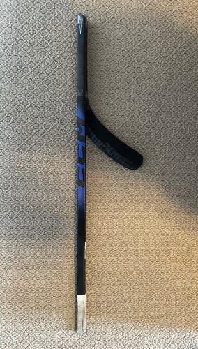 Broken Senior CCM Ribcor Trigger 10 Pro Right Handed Hockey Stick P29+1/4 85 Flex