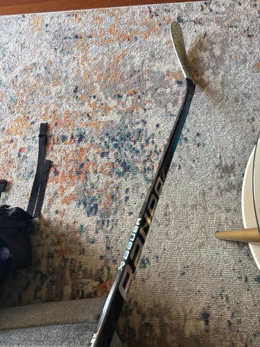 Intermediate Bauer Nexus Sync Left Hand Hockey Stick P92 55 Flex (Used)