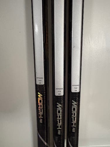 Senior Sher-Wood Rekker Morph Pro Right Handed Hockey Stick PP90MX 68 Flex (Used)