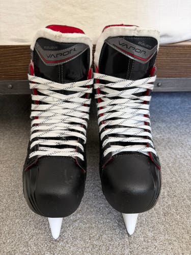 Black 2015 Bauer Vapor X400 Hockey Skates Regular Width 9 (New)