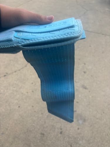 Blue Senior EvoShield Sliding Mitt (Used)