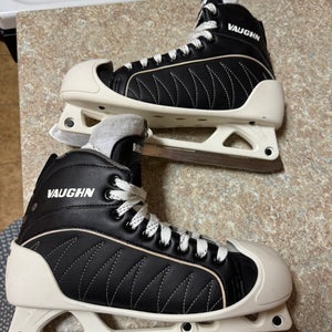Vaughn GX1 Pro Ice Hockey Goalie Skates Regular Width 9 used goal skate senior