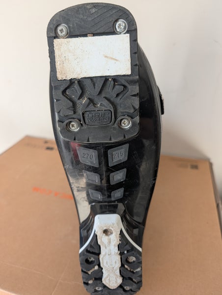 Mondo 27 & 27.5 Men's Nordica All Mountain SpeedMachine 3 Ski Boots Stiff Flex 110 (Used)