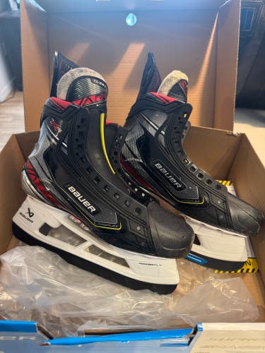 2019 Bauer Vapor 2X Pro Hockey Skates Regular Width 8.5 (Used) - NO BLADES INCLUDED
