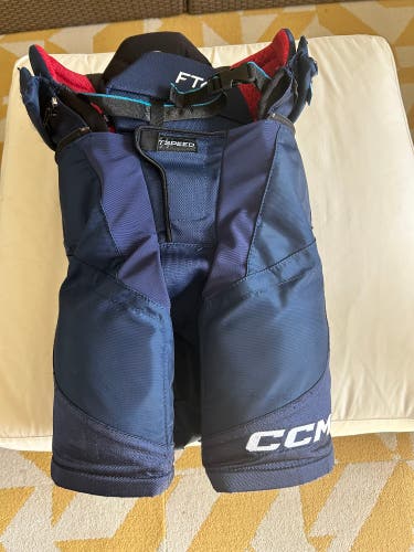 Junior Medium CCM JetSpeed FT6 Hockey Pants (Used)