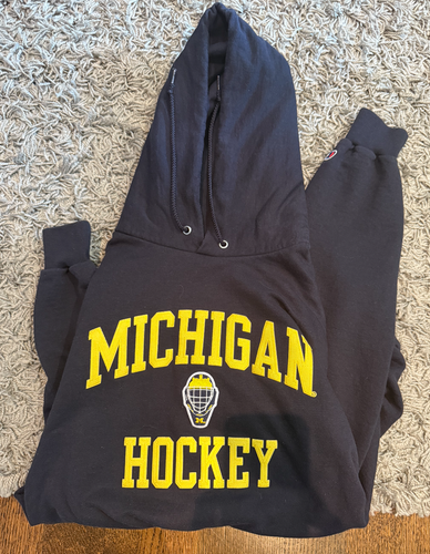 Mens XL University of Michigan team issues hoodie sweatshirt