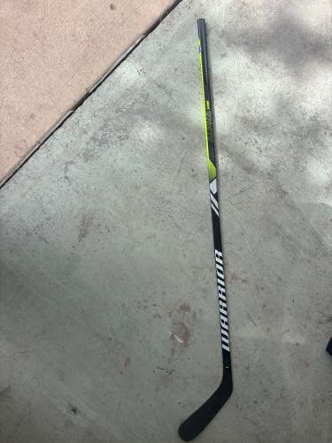 Senior Warrior Alpha LX2 Right Handed Hockey Stick Mid Pattern 75 Flex Pro Stock (New)