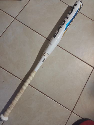 2022 Easton Ghost Composite Bat (-10) 23 oz 33" (Used)