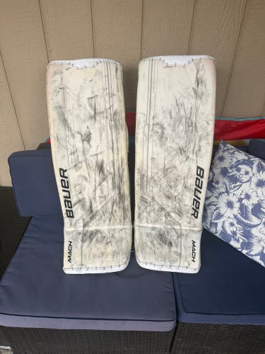 33" Bauer Mach Goalie Leg Pads (Used)