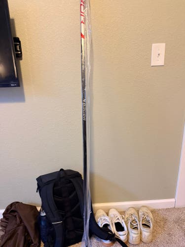Senior Bauer Vapor Team Right Handed Hockey Stick 87 Flex (New)