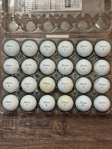 24 Titleist Pro V1 Golf Balls - 4A Good Condition