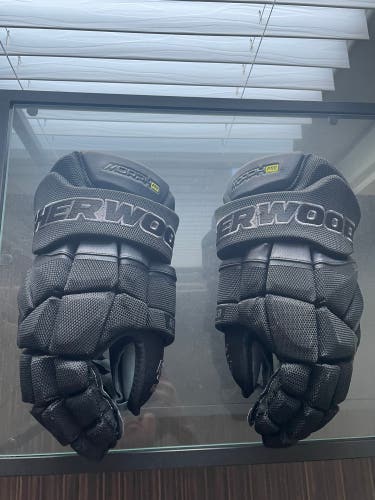 Sher-Wood Rekker Morph Pro Gloves 14" (Used)