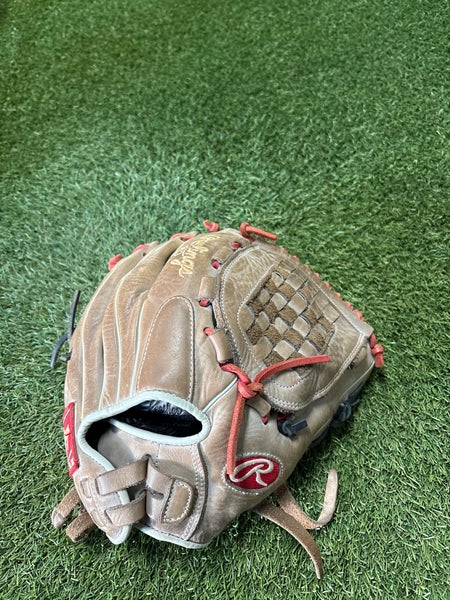 Rawlings R9 RHT Fastpitch Softball Glove 12" (Used)