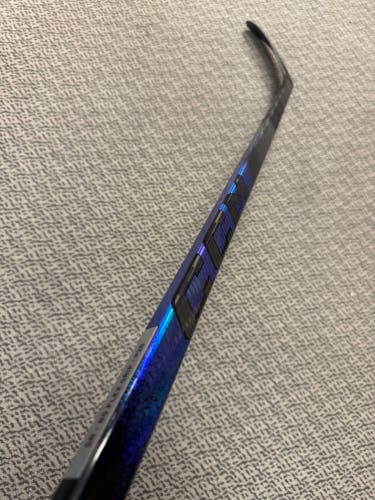 Senior CCM Ribcor Trigger 10 Pro Right Handed Hockey Stick P28 85 Flex (New)