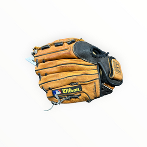 Used Wilson PRO 450 A0450PG10 BB/SB Glove RH Throw None 10" 11375-S000375685