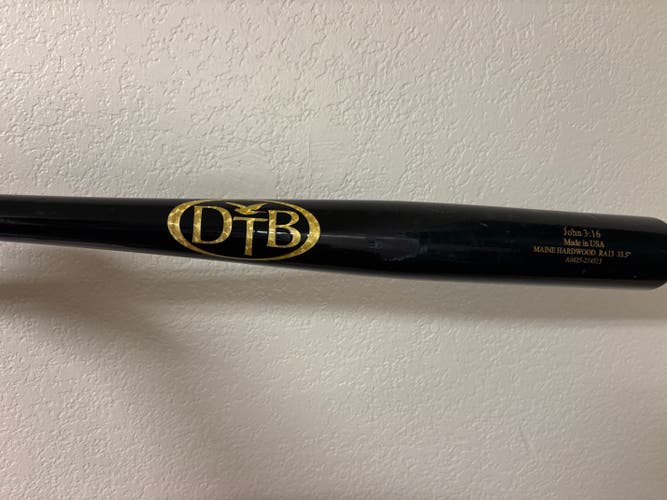 Dove Tail Bat Bat 30 oz 33.5" (Used)