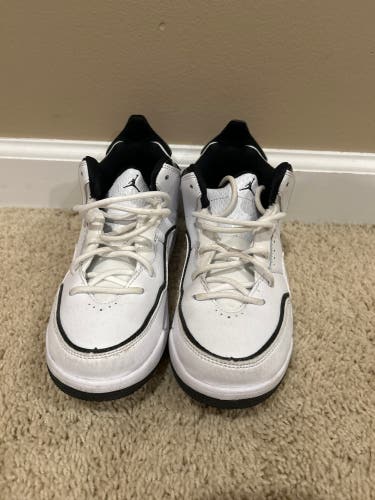 Kid's 3Y (Big Kids / Youth) Air Jordan 8 Shoes (Used)