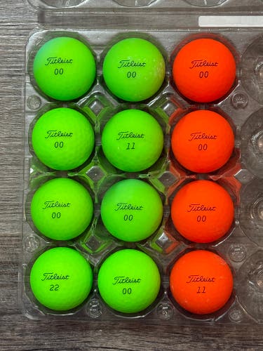 12 Titleist Velocity Green and Orange Golf Balls - 5A/4A Condition