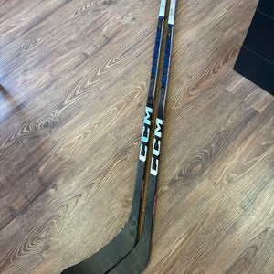 2 Pack New Senior CCM JetSpeed FT6 Pro Right Handed P28 80 Flex Pro Stock