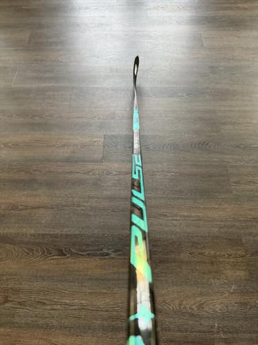 Intermediate Bauer Pulse Left Hand Hockey Stick 55 Flex (New) - Cyan
