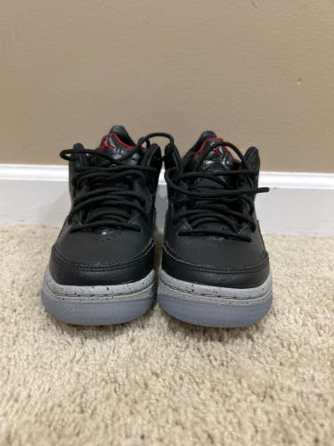 Kid's 3.5Y (Big Kids / Youth) Air Jordan Shoes (Used)