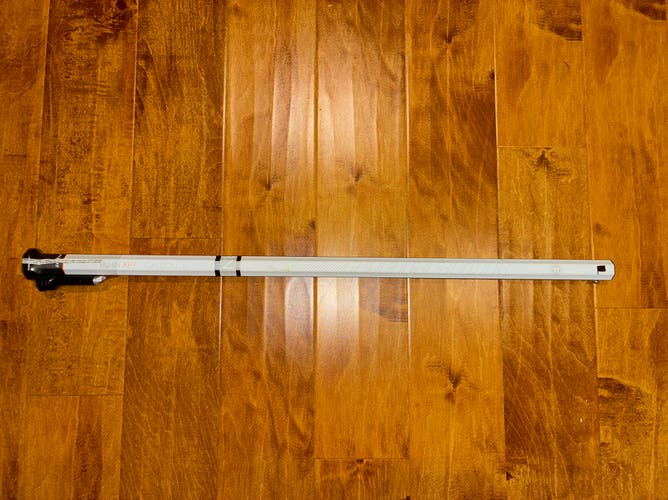 NEW Warrior BURN XP2 Carbon Lacrosse Shaft