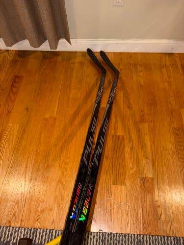 (2 PACK) Senior Bauer Pulse Left Hand Hockey Stick P28 70 Flex (New)