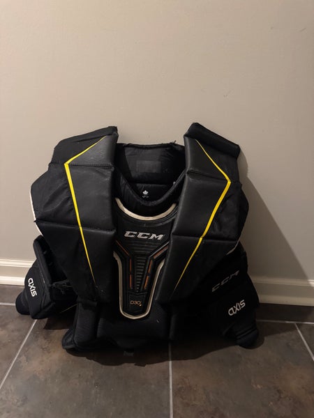 Large/Extra Large 2021 CCM Axis Pro Goalie Chest Protector Pro Stock (Used)