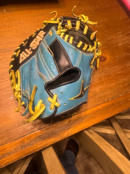 All Star S7 Elite RH Catcher's Baseball Glove 33" (Used)