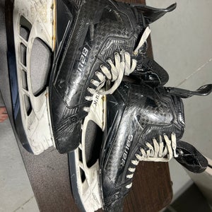 Used Bauer Regular Width Pro Stock 11 1/2 Supreme Mach Hockey Skates