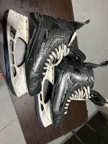 Used Bauer Regular Width Pro Stock 11 1/2 Supreme Mach Hockey Skates