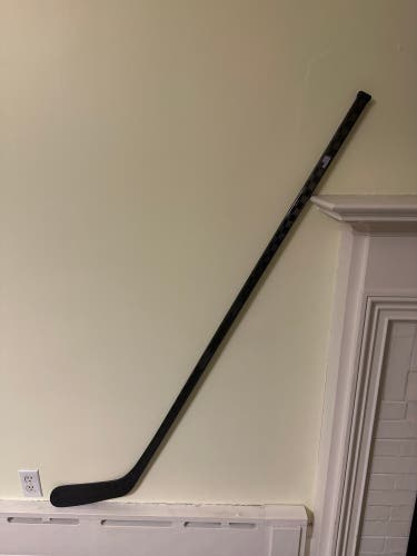 Senior Right Handed Hockey Stick P90T 77 Flex Pro Stock (New)