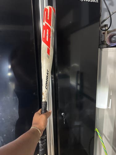 Combat B2 Ultra USSSA Certified Bat (-5) 25 oz 30" (Used)