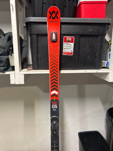 Women's 2019 Volkl Racetiger GS 188 cm Racing Skis Without Bindings (Used)