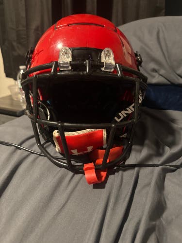 Adult Large Schutt F7 Helmet (Used)