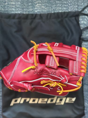 SSK Professional Edge RH Baseball Glove 12" (New)
