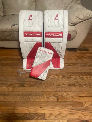 32" 2025 True L95 7x Regular Goalie Full Set (Used)
