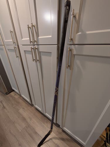 Senior Bauer Vapor XV Right Handed Hockey Stick 87 Flex (Used)