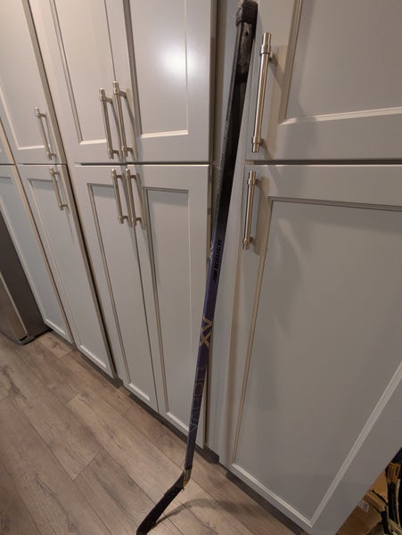 Senior Bauer Vapor XV Right Handed Hockey Stick 87 Flex (Used)
