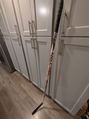 Senior CCM Vector V8.0 Right Handed Hockey Stick 85 Flex (Used)