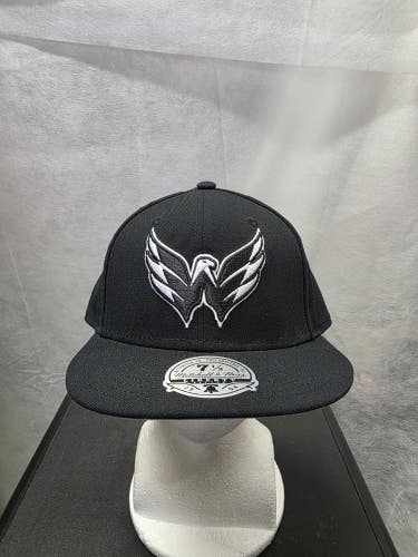 NWS Washington Capitals Mitchell & Ness Black Fitted Hat 7 1/2 NHL