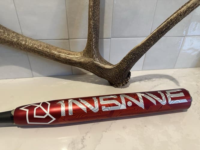 Demarini CF Insane 33/23 (-10) Fastpitch Softball Bat