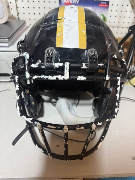Adult Extra Large Schutt F7 Helmet (Used)